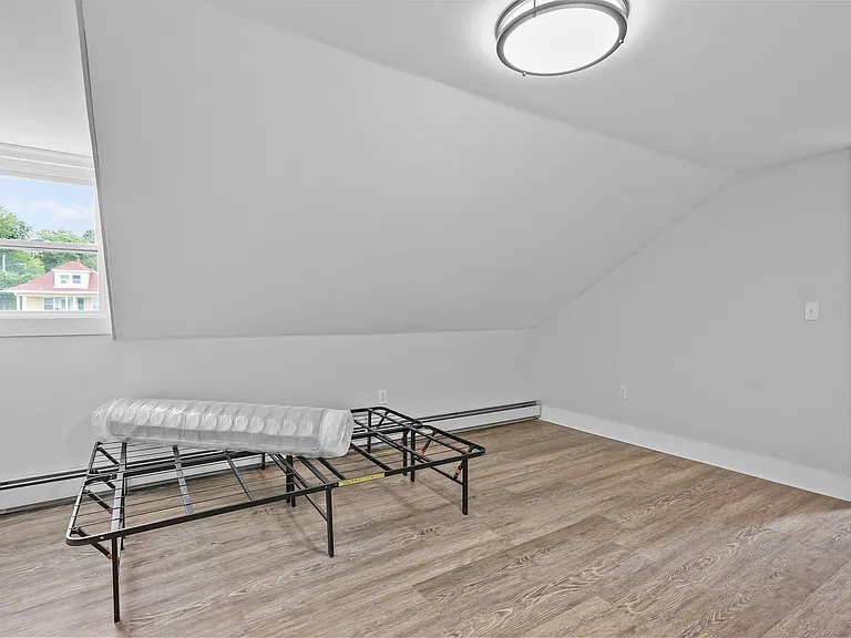 23 Amity St #2 — Photo 4