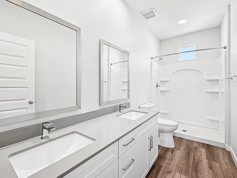 Baseline on 16 — Photo 48