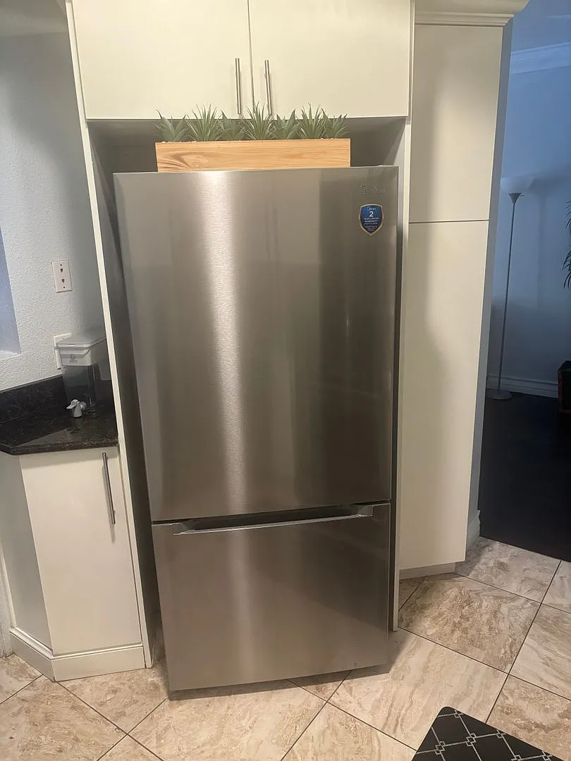 Meridian Furnished 1 Bd | 1 Ba Luxury Condo — Photo 4
