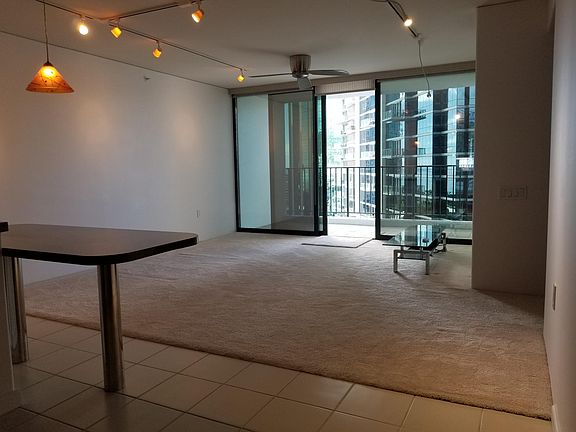 3rd image of 88 Piikoi St APT 1502