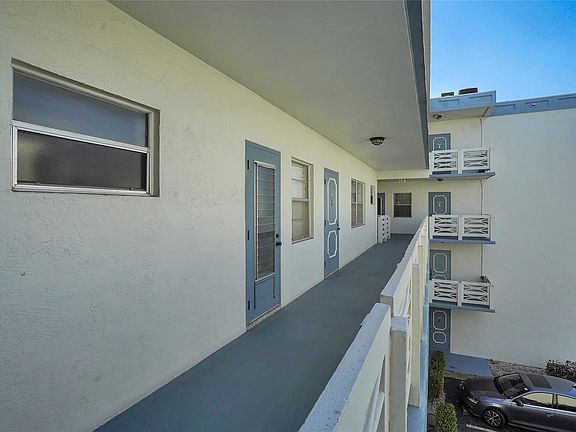 3rd image of 4050 NW 42th Avenue #319