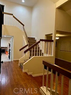 2117 W Sycamore Ave — Photo 2
