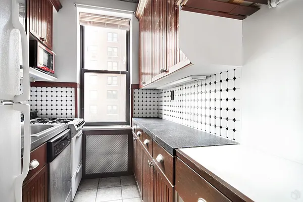 Sold by Halstead Real Estate | media 14