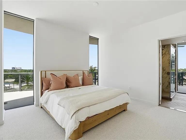 5100 Seagrass Blvd #201 — Photo 20