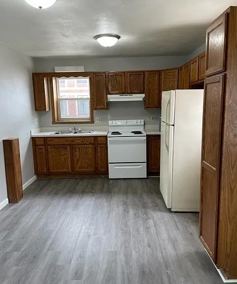534 W Main St — Photo 1