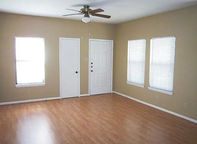 1004 Charlotte St #A — Photo 2
