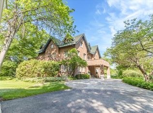 22W779 Sycamore Dr, Glen Ellyn, IL