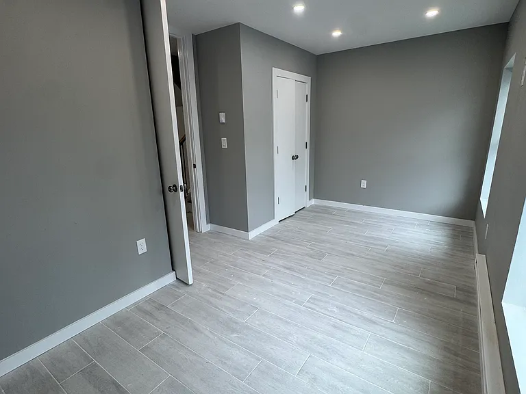 55 Lander St #2B — Photo 18