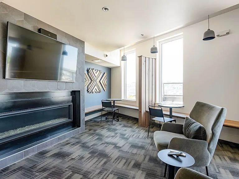 Bell View Apartments — Photo 130