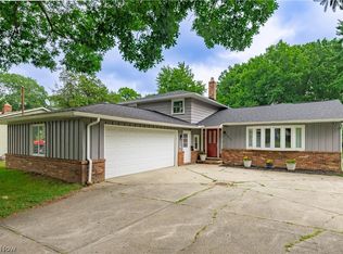 24656 Chardon Rd, Richmond Heights, OH 44143