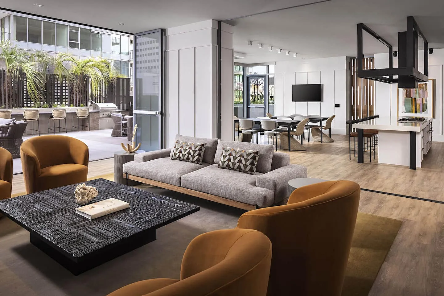 1 bed, $8,000 — Photo 2