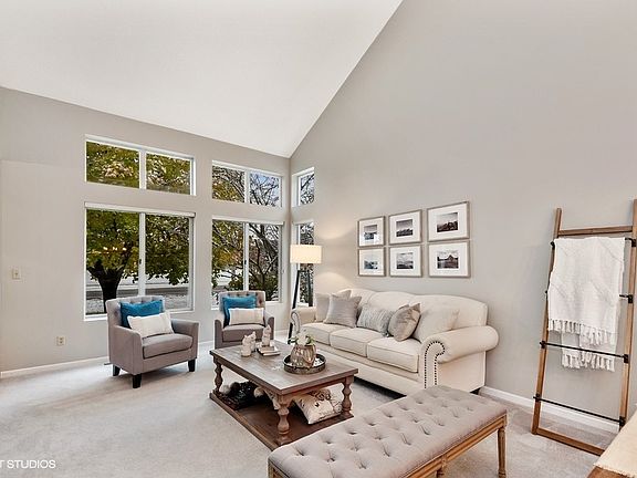 4th image of 871 Maiden Ln