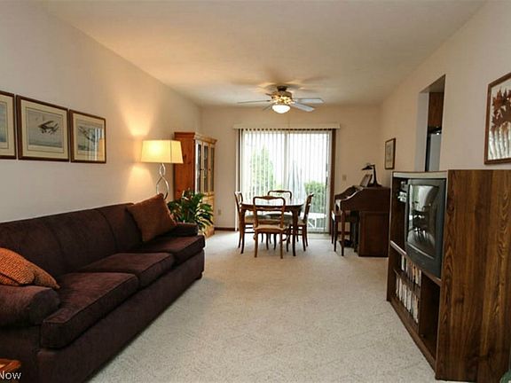 2nd image of 6794 Havenhurst Ct