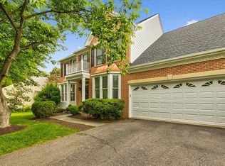 8309 Holly Haven Ln, Fairfax Station, VA 22039