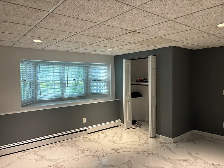 275 Evergreen Ave #B — Photo 2