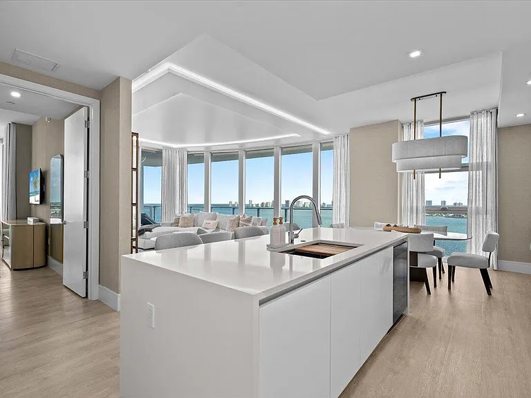 220 Lake Shore Dr #1401 — Photo 6