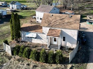 245 Highway 7 E, Hutchinson, MN 55350