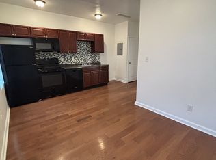 825 N 41st St, Philadelphia, PA 19104