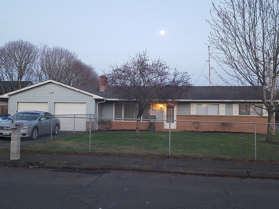 1st image of 907 SE 110th Ave