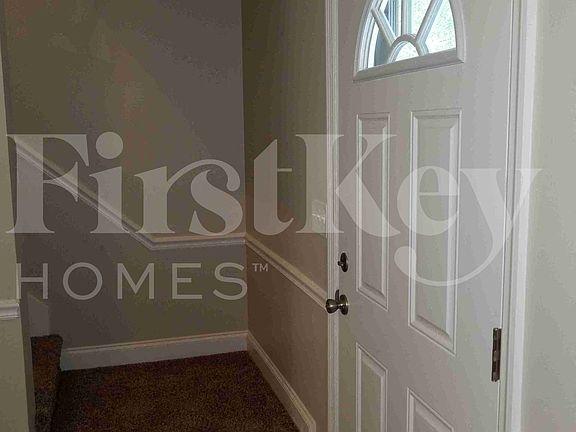 2nd image of 113 Sunrise Rd