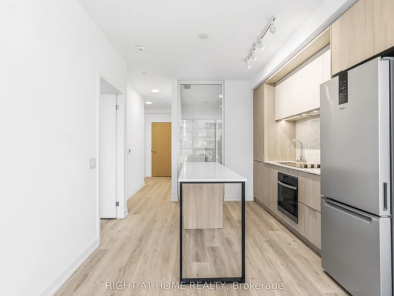 395 Square One Dr #413 — Photo 7