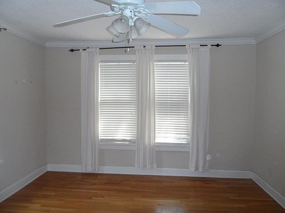 2nd image of 3253 Greene Ave