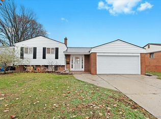 4724 S Tuxedo Dr, Warren, MI 48092