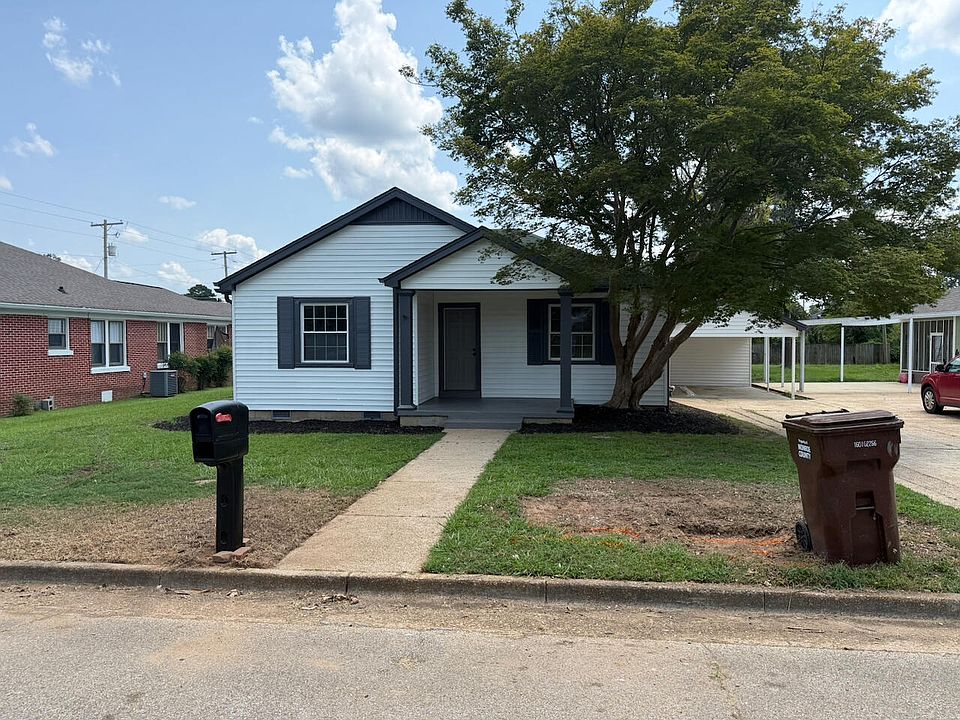 1st image of 408 9th Ave N
