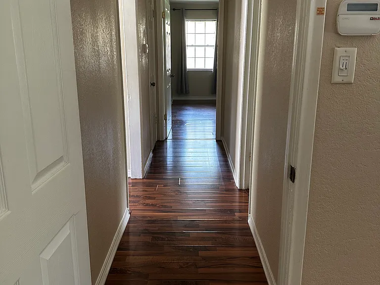2124 Bandera Dr — Photo 21