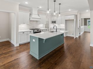 204 Mb Ayers Way, New Market, AL 35761