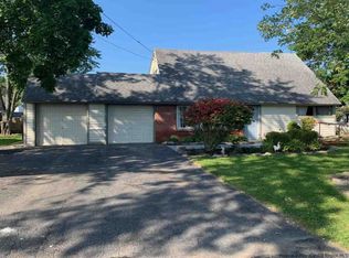 17 Meadowbrook Dr, Ulster, NY