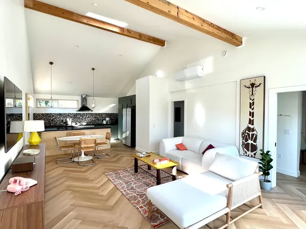 12 Jolie Ln #A, Walnut Creek, CA 94597