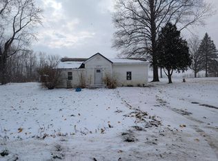 6302 Shanghai Rd, Eau Claire, MI 49111