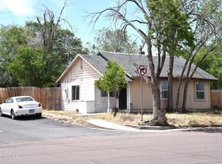 389 Park Ave, Ash Fork, AZ 86320