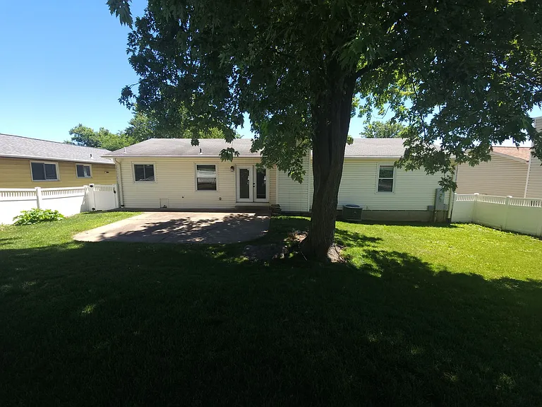 5147 Mild Dr — Photo 37