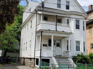 17 Harvey St, Everett, MA 02149