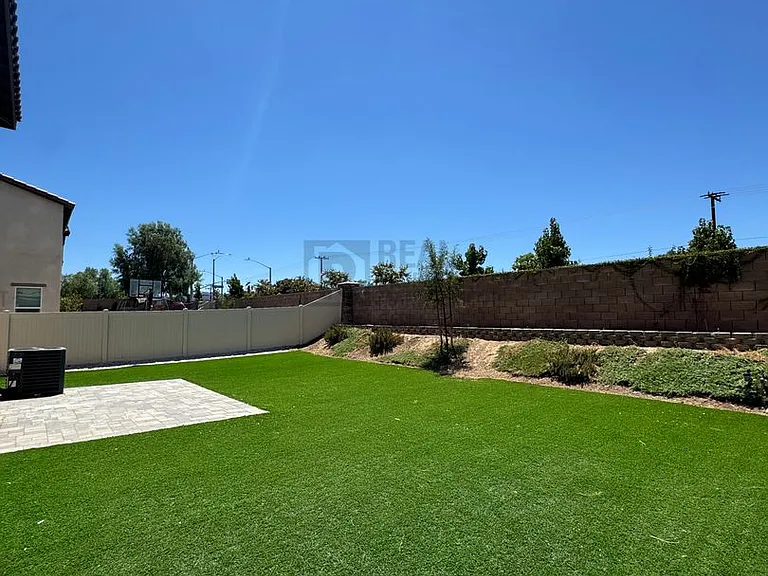 2807 Moonshimmer St — Photo 41