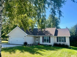 17033 Ruppel St, Petersburg, IL 62675