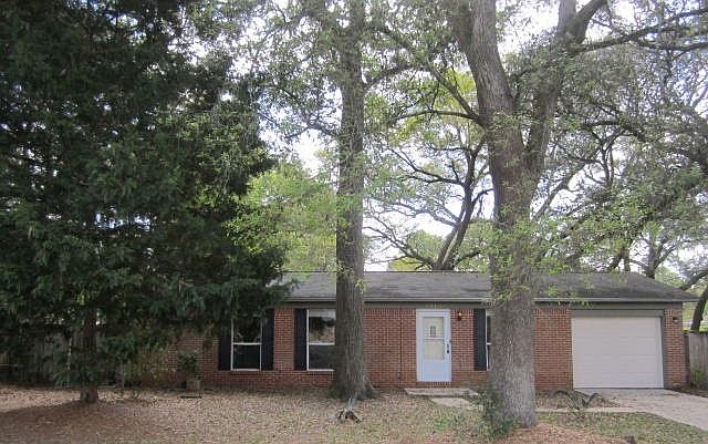 1st image of 5610 Scotland Cir