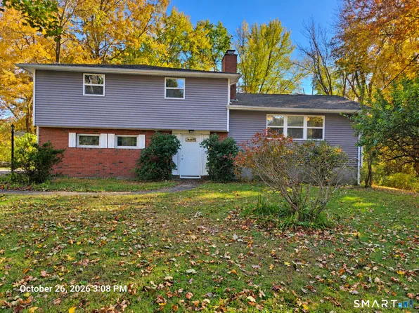 17 Cuprak Road, Norwich, CT 06360
