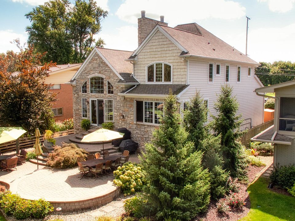 646 country club drive-101