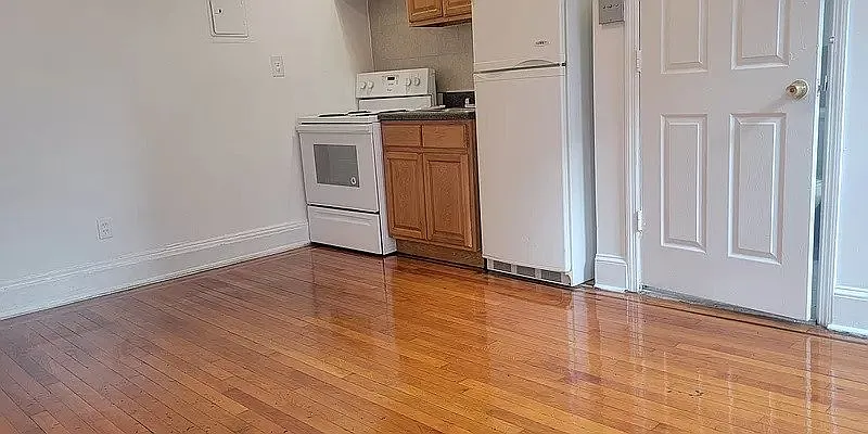 Rented by Quintess Real Estate LLC | media 3