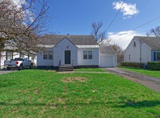 318 Sullivan Rd, Schenectady, NY 12304