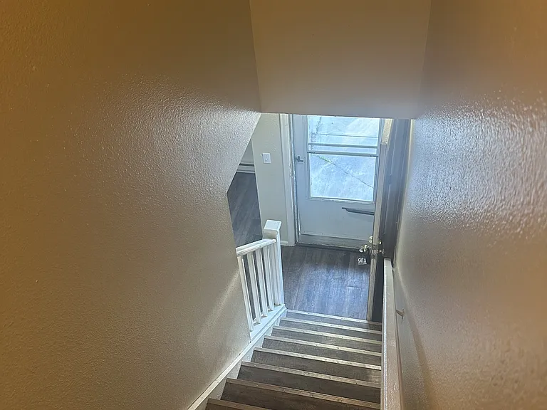 4885 Basswood Dr — Photo 24