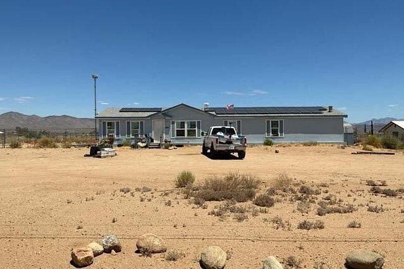 1st image of 3856 N Hassayampa Rd