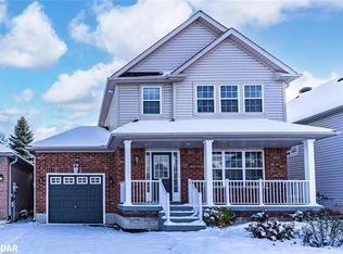 29 Brookwood Dr, Barrie, ON L4N 0Z1