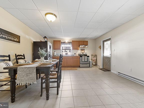 3rd image of 20949 Johnson Rd