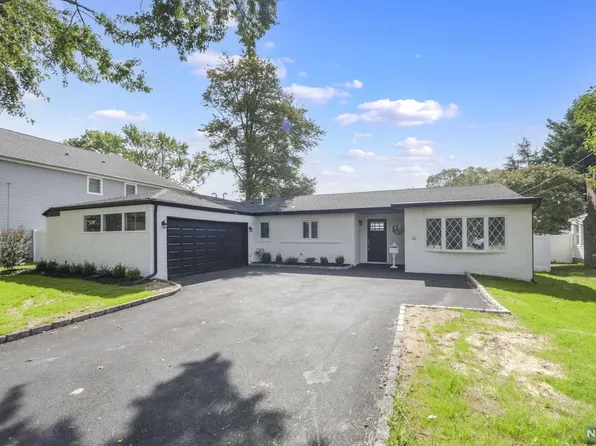 41 George Rd, Emerson, NJ 07630