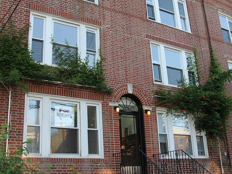 28-28 47th St #1R — Photo 13