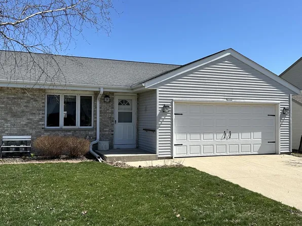 1209 Lee AVENUE, West Bend, WI 53090